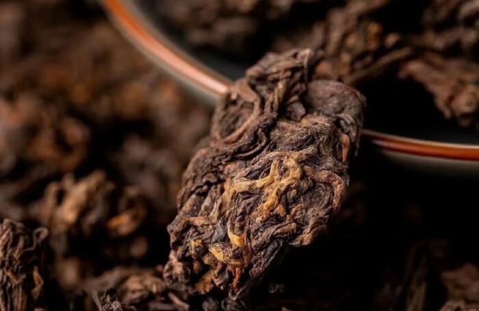 Lao Banzhang Ancient Tree Pu'er Black Tea, Pu'er Black Tea Tea King