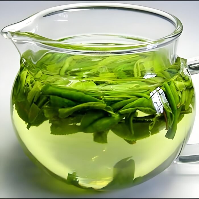 Lu'an Guapian Green Tea is a famous traditional Chinese tea and one of the top ten famous teas in China. It was an imperial tea in the Qing Dynasty.  