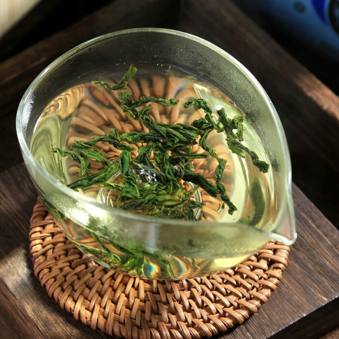 Lu'an Guapian Green Tea is a famous traditional Chinese tea and one of the top ten famous teas in China. It was an imperial tea in the Qing Dynasty.  