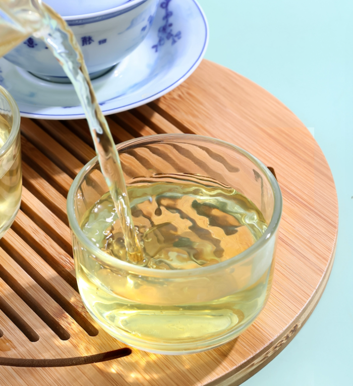 Lu'an Guapian Green Tea is a famous traditional Chinese tea and one of the top ten famous teas in China. It was an imperial tea in the Qing Dynasty.  