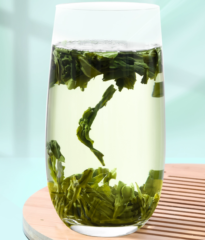 Lu'an Guapian Green Tea is a famous traditional Chinese tea and one of the top ten famous teas in China. It was an imperial tea in the Qing Dynasty.  