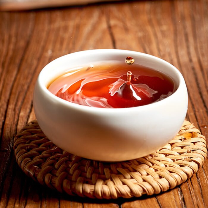 Lao Banzhang Ancient Tree Pu'er Black Tea, Pu'er Black Tea Tea King