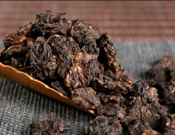Lao Banzhang Ancient Tree Pu'er Black Tea, Pu'er Black Tea Tea King