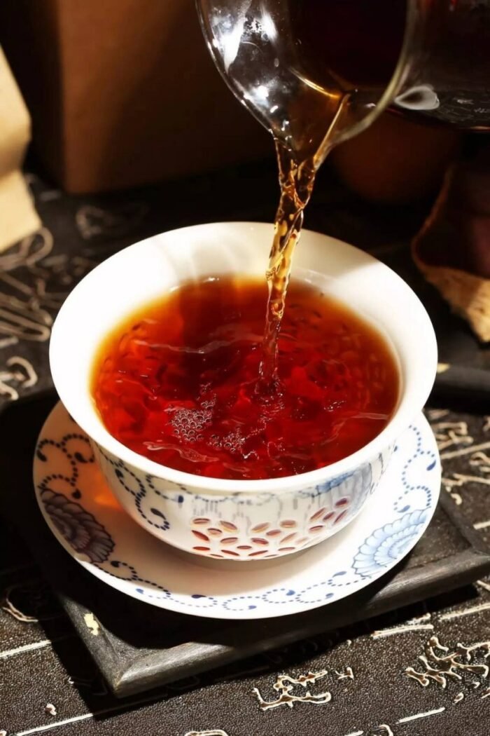 Lao Banzhang Ancient Tree Pu'er Black Tea, Pu'er Black Tea Tea King