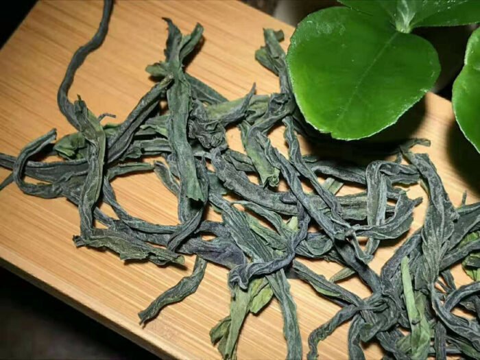Lu'an Guapian Green Tea is a famous traditional Chinese tea and one of the top ten famous teas in China. It was an imperial tea in the Qing Dynasty.  